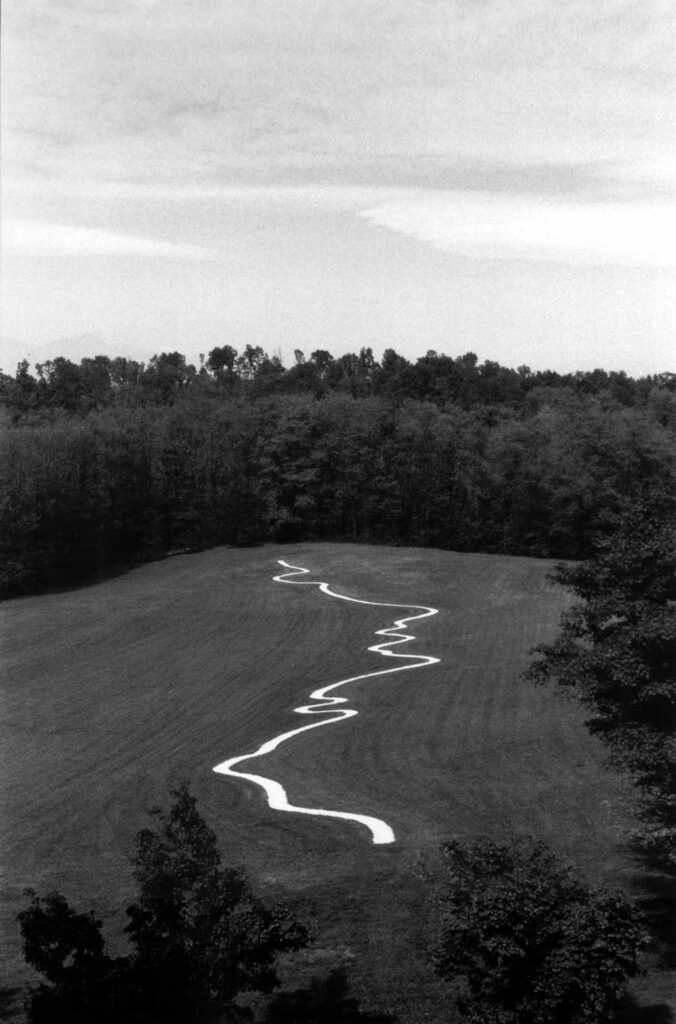paseo-river-po-line-richard-long